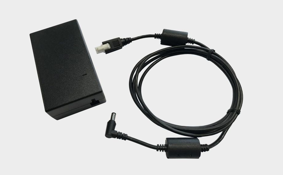 Adaptateur secteur avec câble de connexion DC pour la station de base