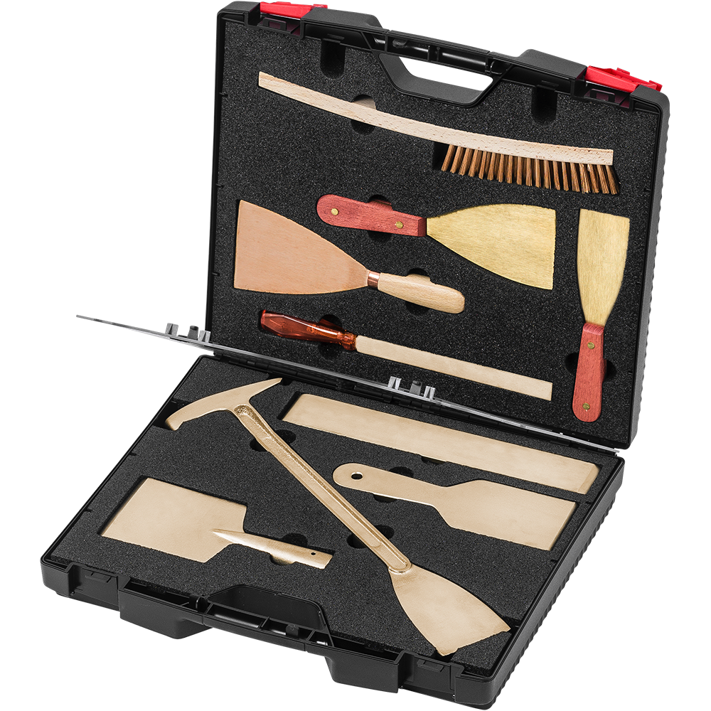 Spray booth cleaning kit 10 pcs. In case with foam insert