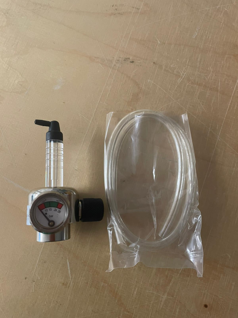 Mini Flow Regler für 12 Liter Flaschen 20 Bar